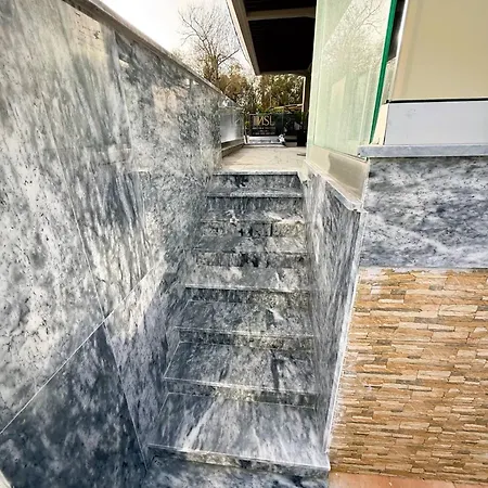 Appartement Kourouta's Diamond 2 *